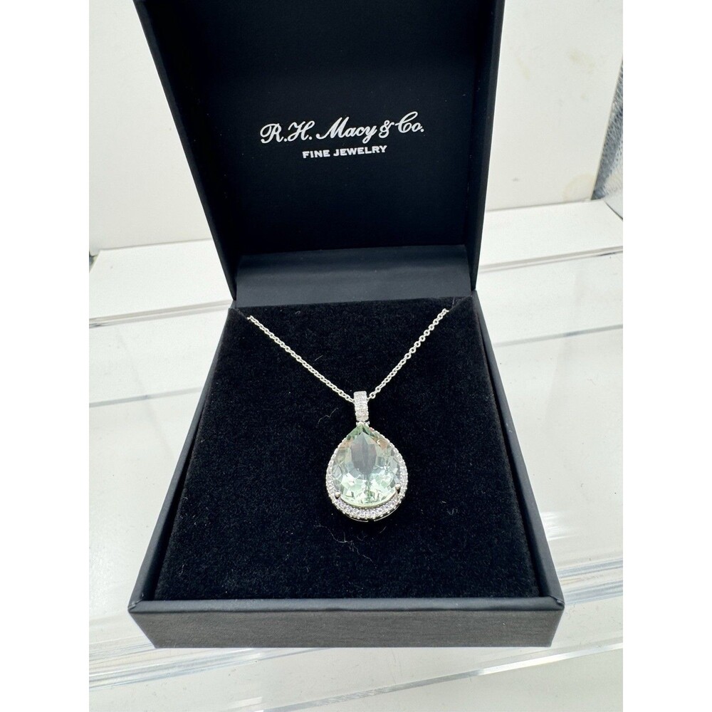Green Amethyst Necklace. Set In Sterling Silver.  Cable Chain 18 Inches.